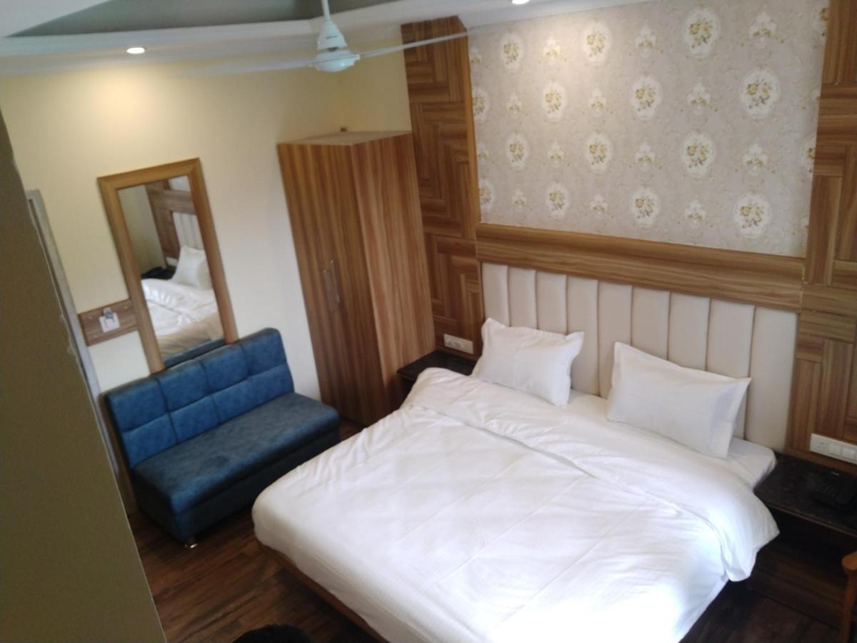 Pinnacle Vesta Homestay Mussoorie Eksteriør bilde