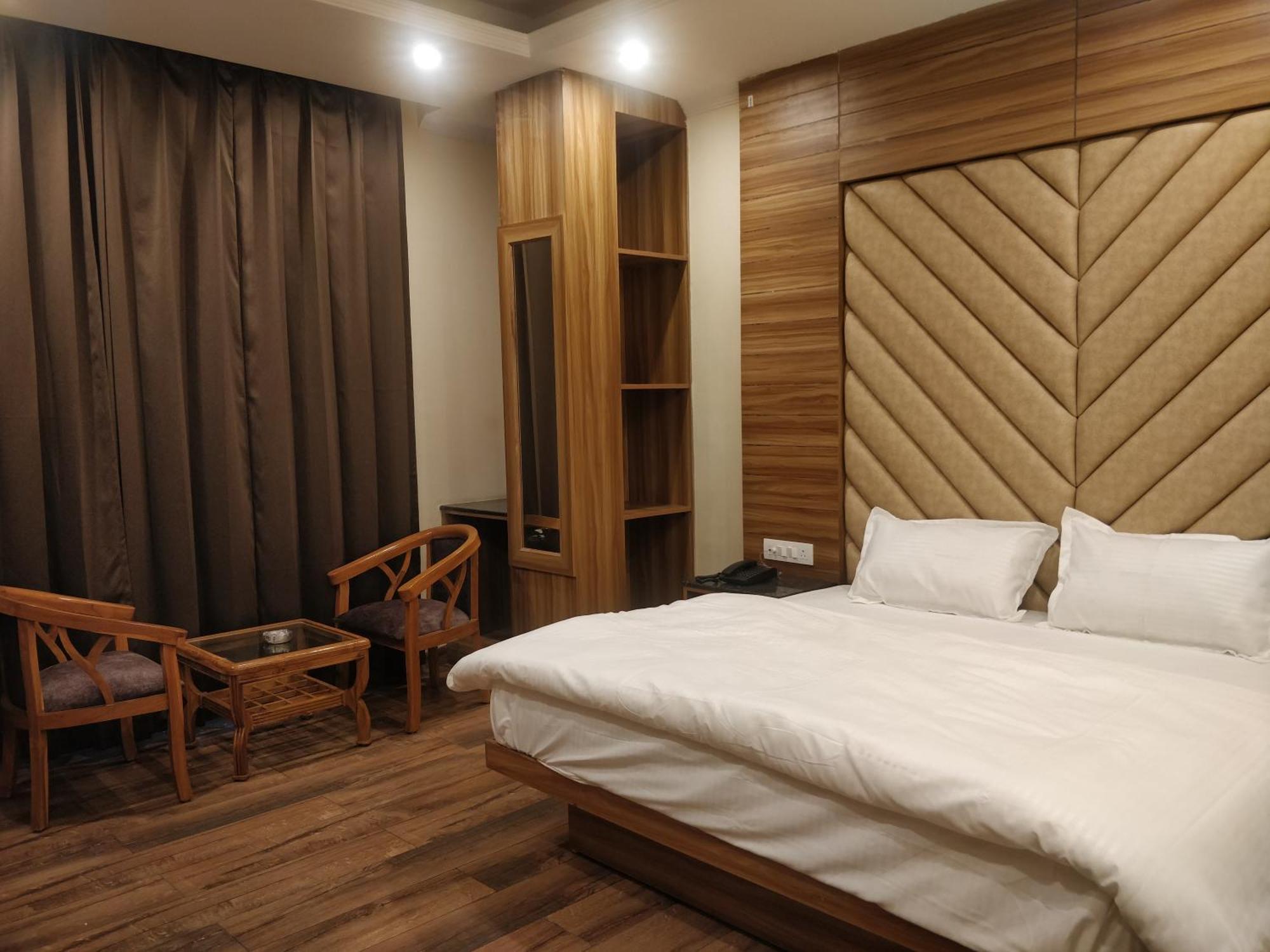 Pinnacle Vesta Homestay Mussoorie Eksteriør bilde