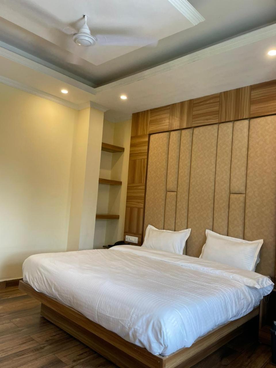 Pinnacle Vesta Homestay Mussoorie Eksteriør bilde